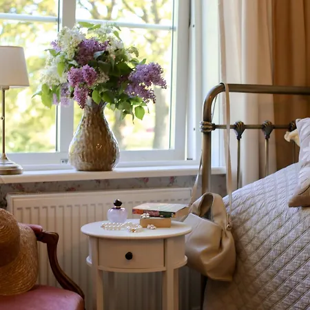 Anna'S Bed & Kitchen-2